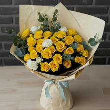 Букет цветов из:  Розы в Романовка Ленинградская область