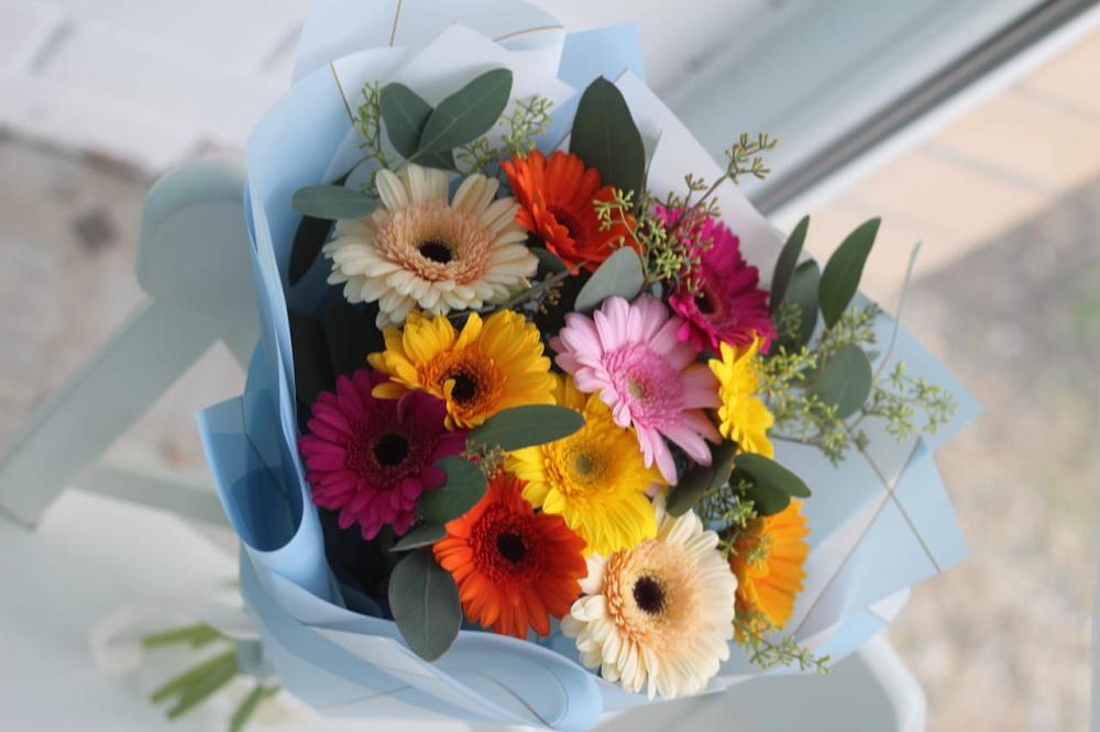 Букет цветов из: Герберы в Романовка Ленинградская область