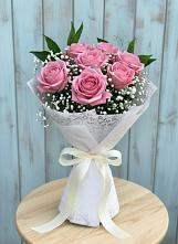 Букет цветов из:  Розы в Романовка Ленинградская область