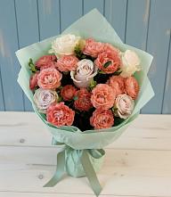 Букет цветов из:  Розы в Романовка Ленинградская область