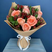Букет цветов из:  Розы и Альстромерии в Романовка Ленинградская область