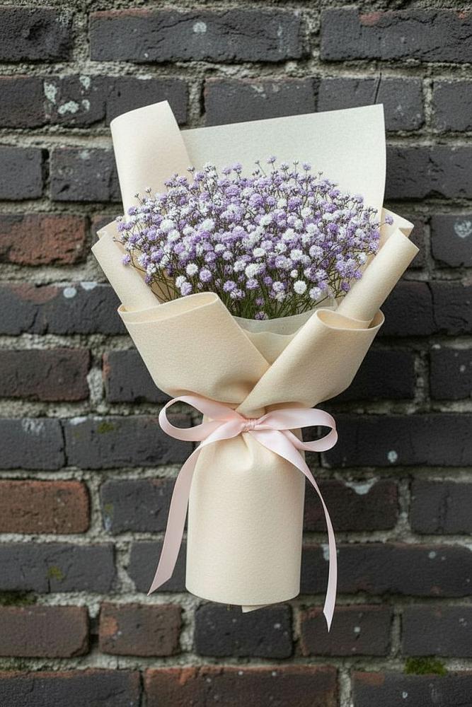 Букет цветов из: Гипсофила в Романовка Ленинградская область