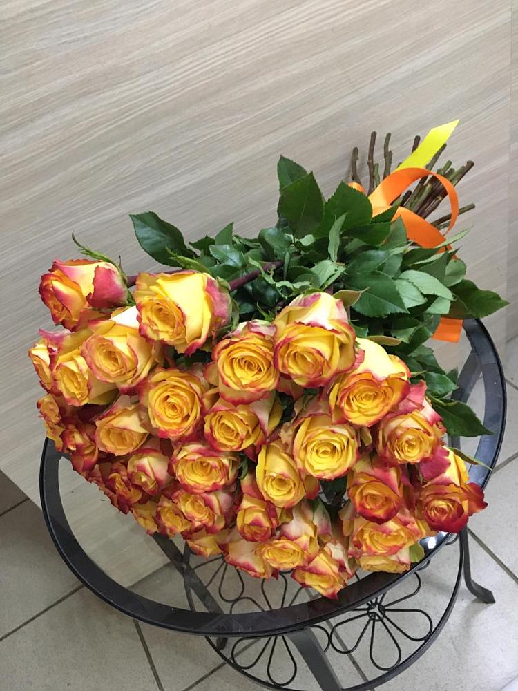 Букет Желтые розы в Романовка Ленинградская область