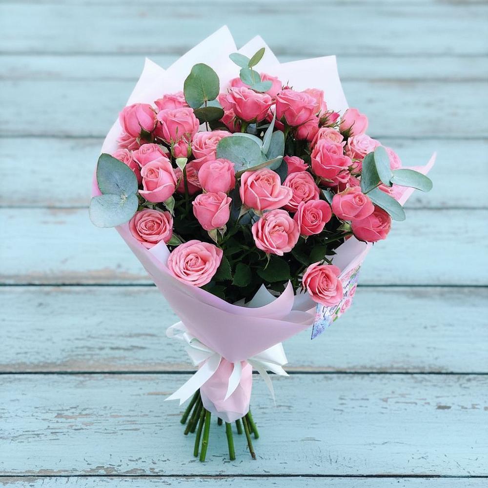 Букет Леди совершенство в Романовка Ленинградская область