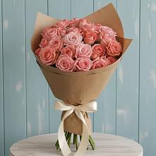 Букет цветов из:  Розы в Романовка Ленинградская область