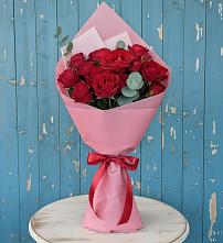 Букет цветов из:  Розы в Романовка Ленинградская область