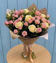 Букет цветов из:  Розы в Романовка Ленинградская область