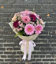 Букет цветов из:  Герберы и Хризантемы в Романовка Ленинградская область