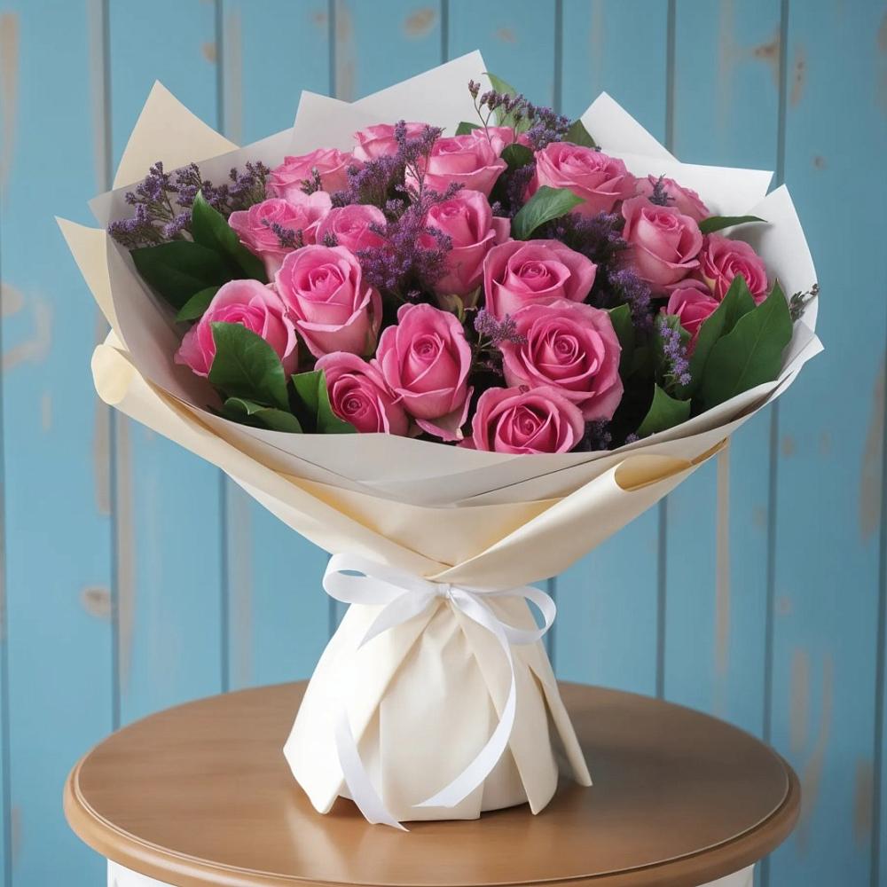 Букет цветов из: Розы в Романовка Ленинградская область