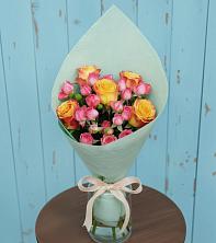Букет цветов из:  Розы в Романовка Ленинградская область